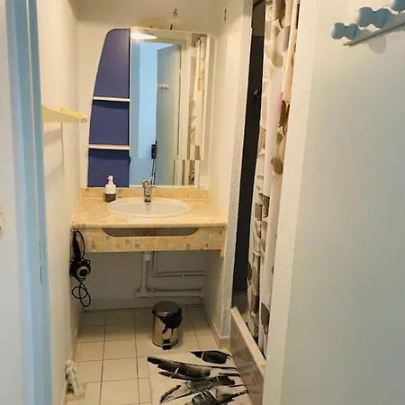 فندق Chez Willy, Un Pied A Terre Comme Chez Vous. *